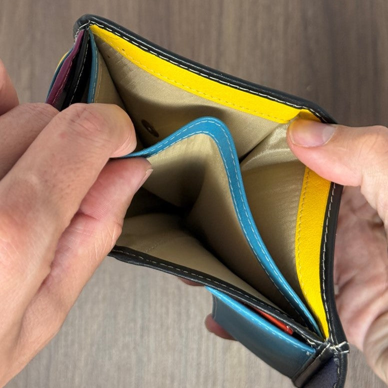 Portafoglio "Tratto" – colore NERO - Vera Pelle Morbida
