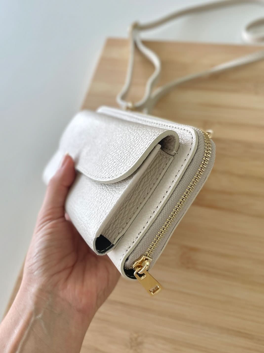 Mini Travel Bag Donna in Vera Pelle | Con Tracolla, Interno a Portafoglio, Porta Cellulare