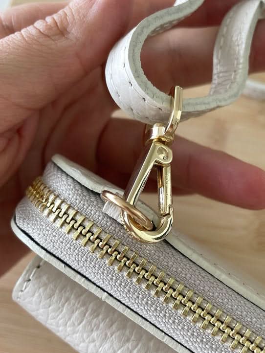 Mini Travel Bag Donna in Vera Pelle | Con Tracolla, Interno a Portafoglio, Porta Cellulare