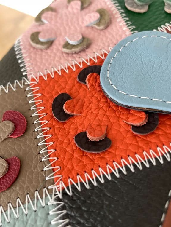 Portafoglio Medio in Vera Pelle | Spazi Tessere, Portamonete, Portafoto, Ampia Tasca Banconote