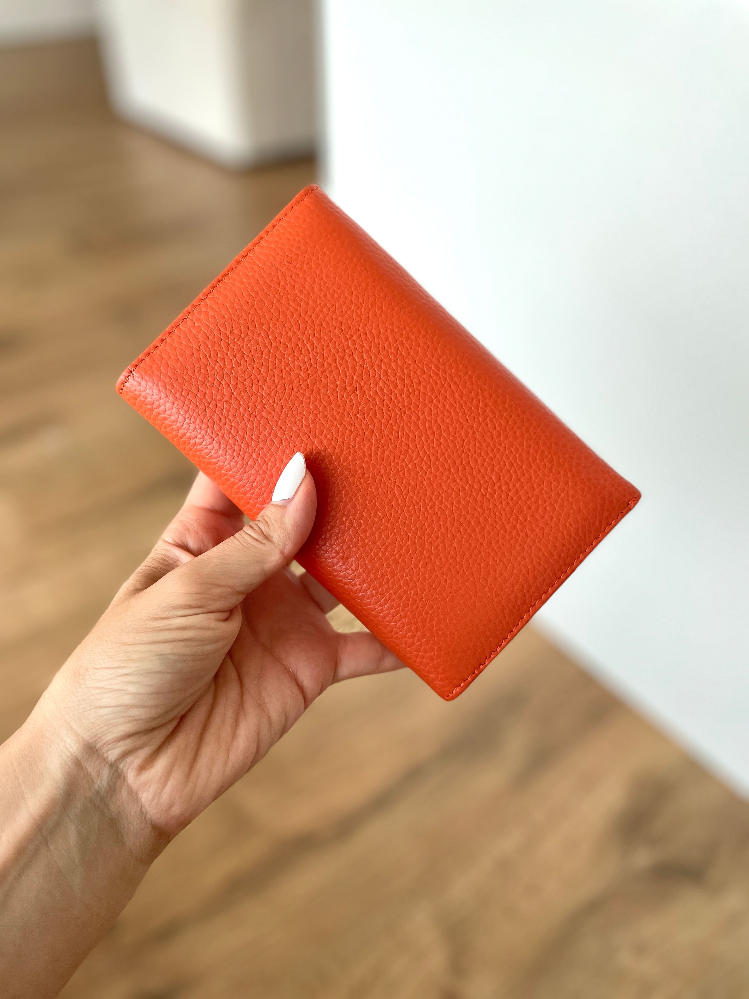 Portafoglio Medio/Grande in Vera Pelle  | Spazi Tessere, 2 Portafoto, Doppia Tasca Banconote, Portamonete