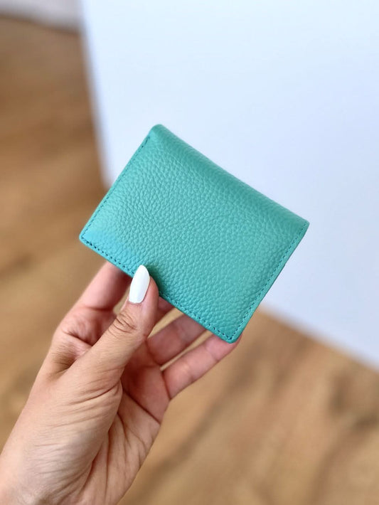 M93 - Mini Portafoglio in Vera Pelle | Spazi Tessere, 3 Portafoto, Doppia tasca banconote, Portamonete