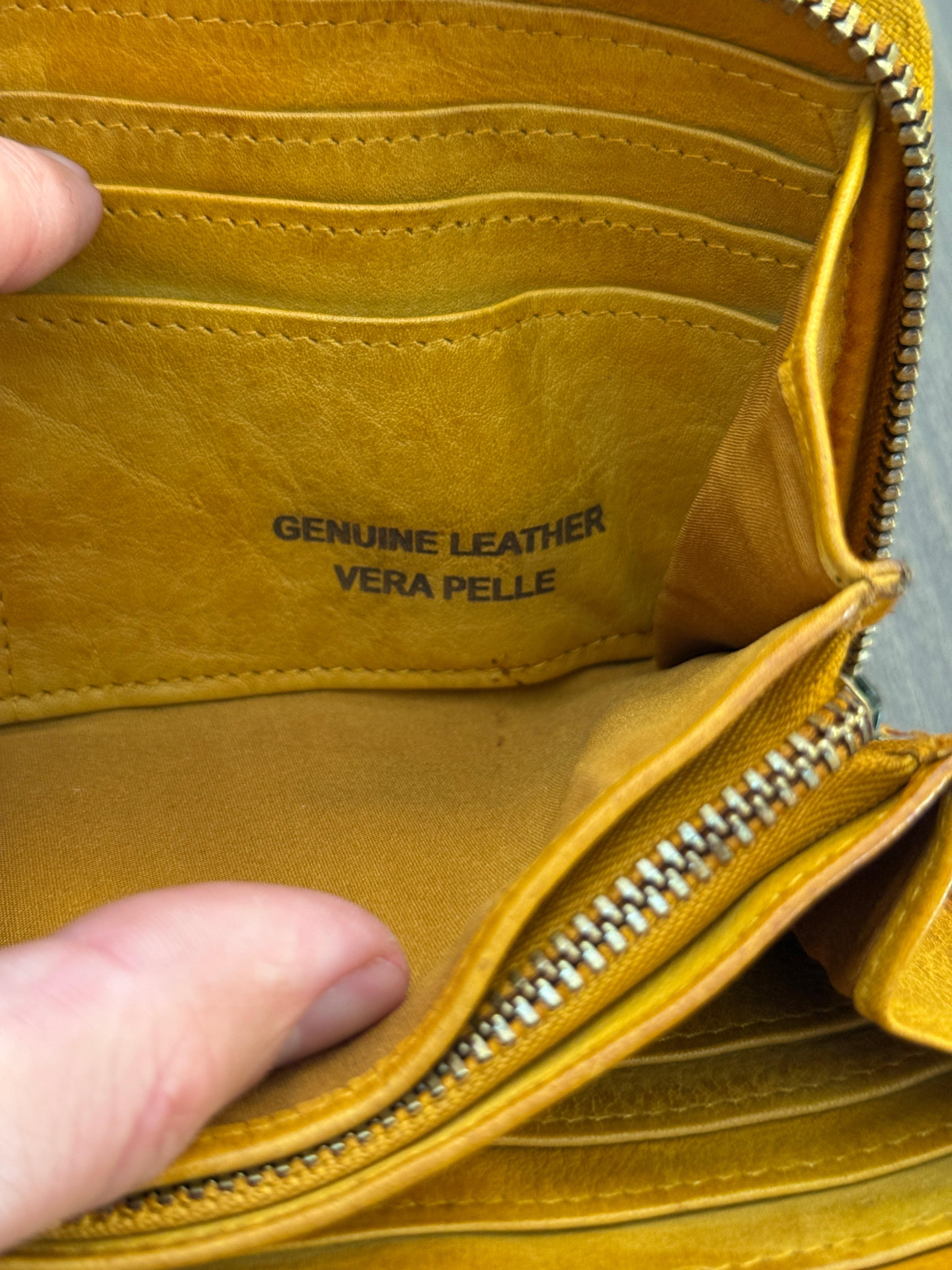 Portafoglio "Intreccio" – Vera Pelle Morbida Lavorato a Mano